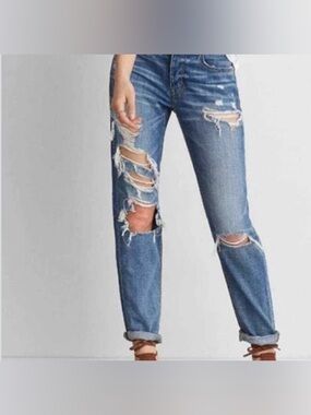 American Eagle TomGirl Jeans